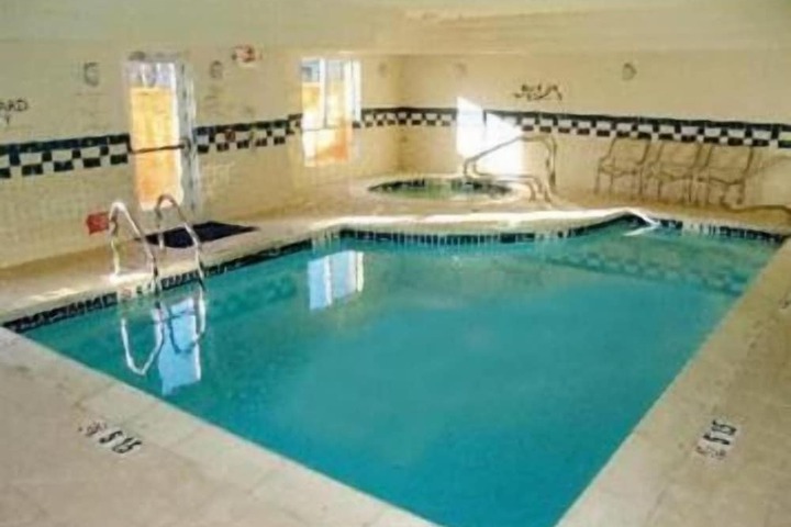 Pool 2 of 15
