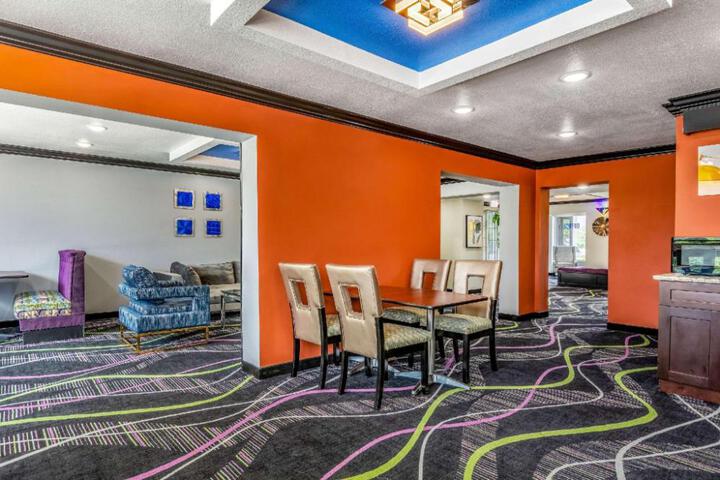 Quality Inn