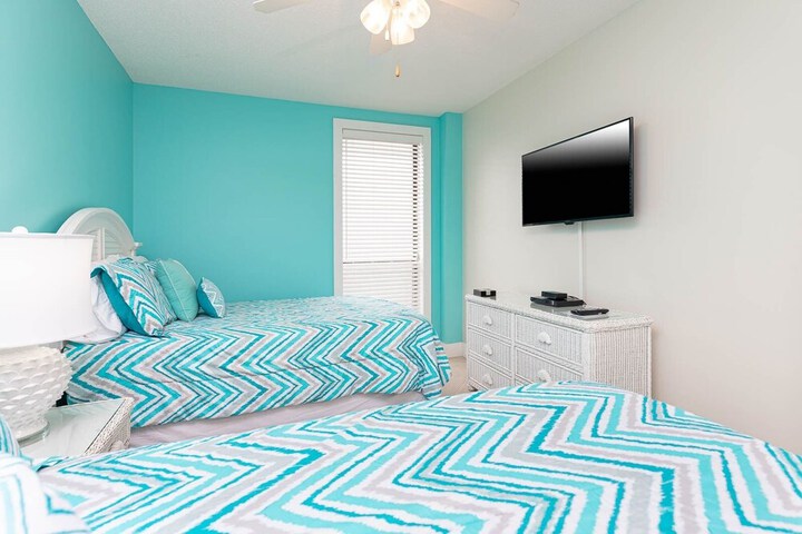 Room 25 of 42