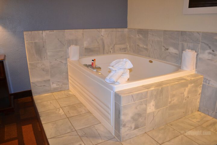 Days Inn & Suites by Wyndham Lodi