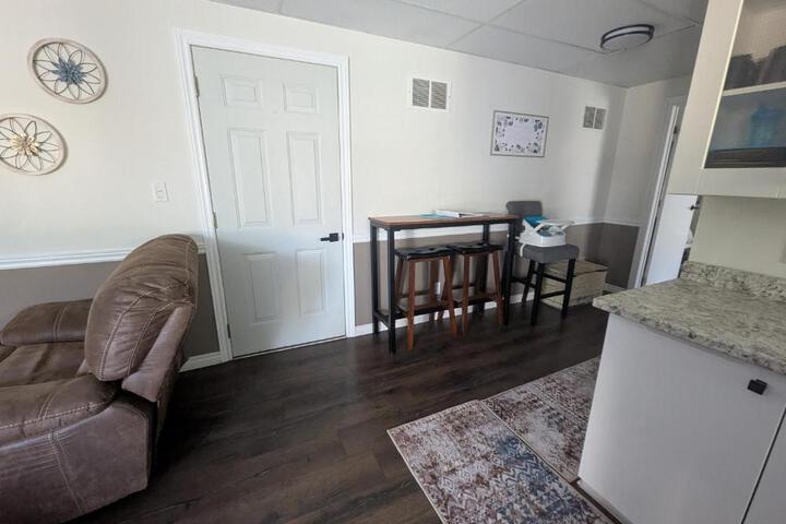 Suite in the Bush-Private Apartment