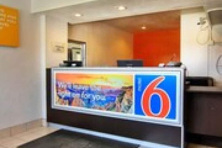 Motel 6 Kingsville TX