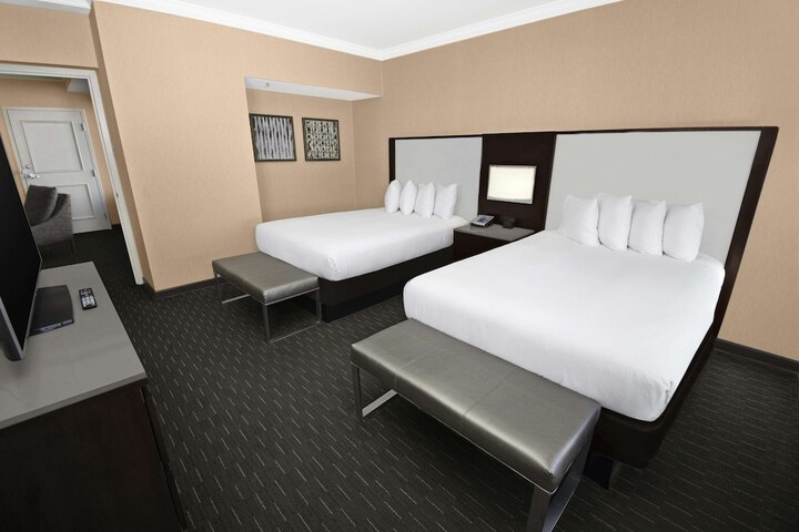 Room 38 of 249