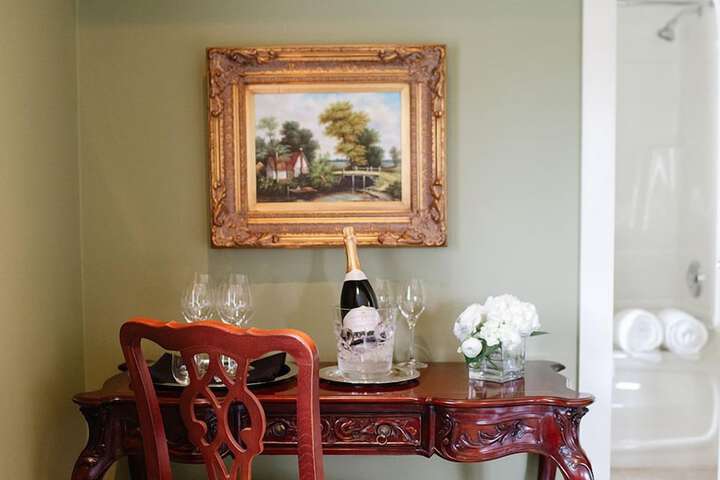 Riverbend Inn and Vineyard