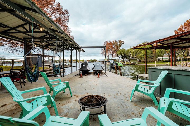 Lake LBJ Waterfront Family-friendly Retreat!