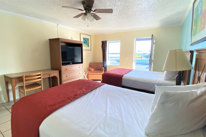 Room 25 of 67