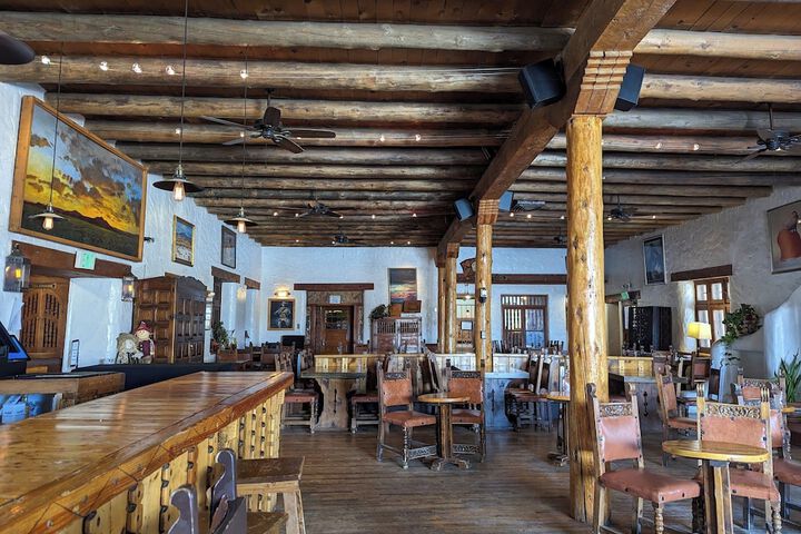 Sagebrush Inn & Suites