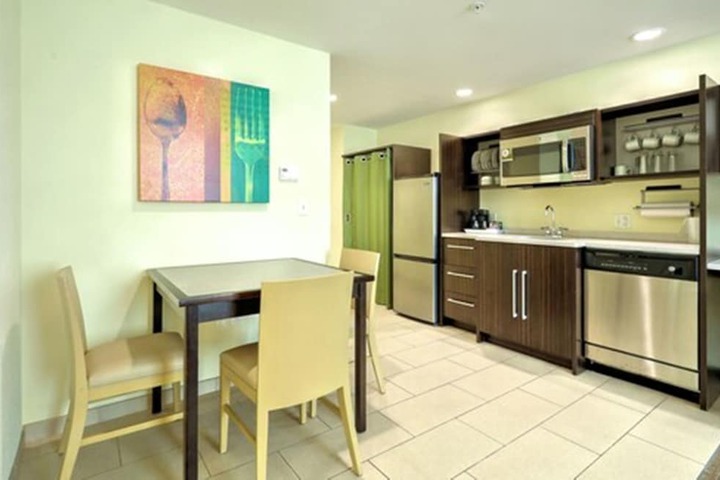 Home2 Suites by Hilton Erie PA