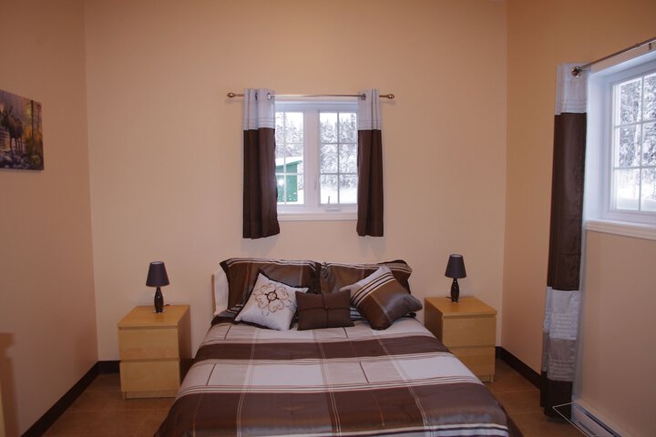 Room 52 of 68