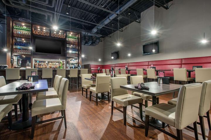 Clarion Hotel & Suites