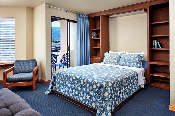 Room 33 of 52