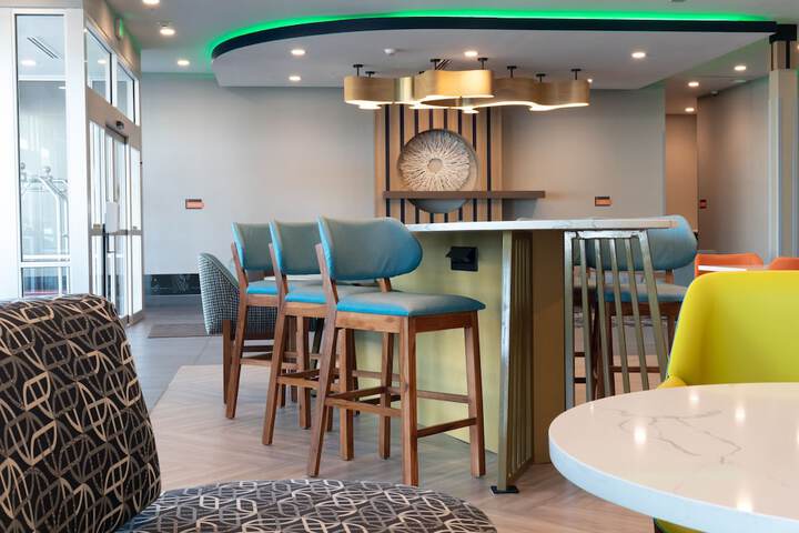 Breakfast/Coffee Service 36 of 49