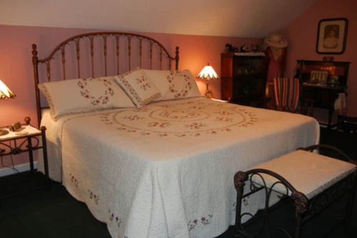 Room 7 of 29