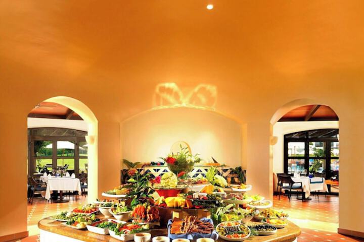 Pine Cliffs Ocean Suites a Luxury Collection Resort & Spa