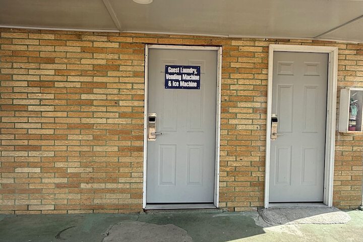 Budget Inn