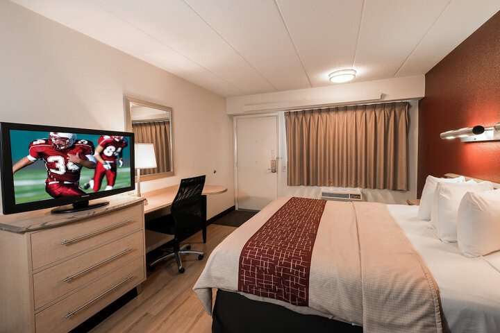 Room 10 of 24