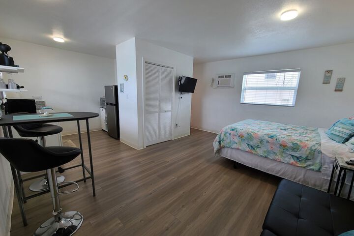 Room 68 of 166