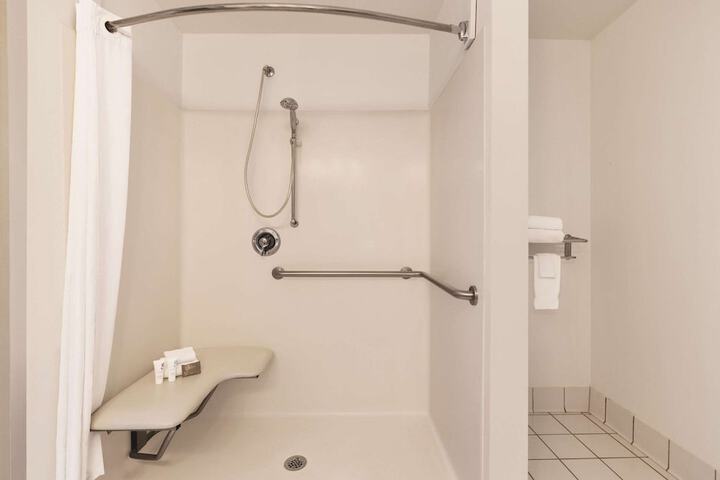 Country Inn & Suites by Radisson Conyers, GA