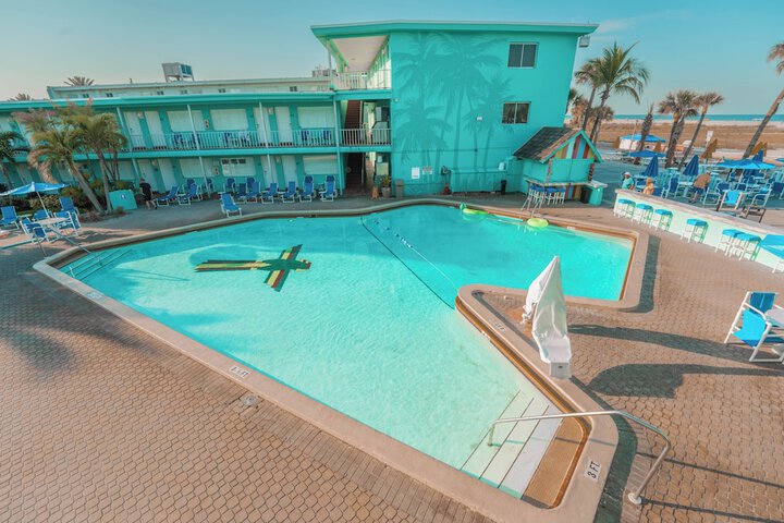 Pool 17 of 63