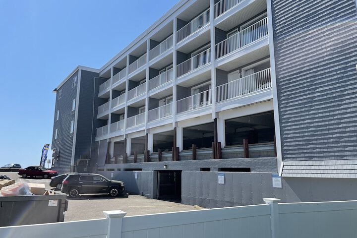Hotel 3 of 58