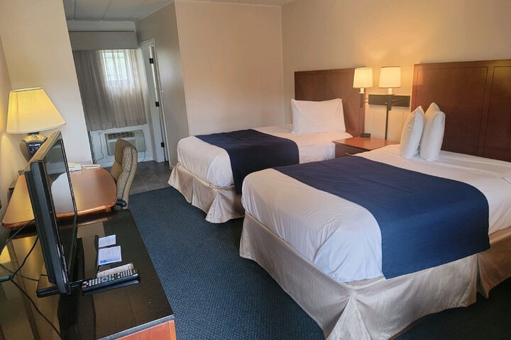 Room 12 of 72