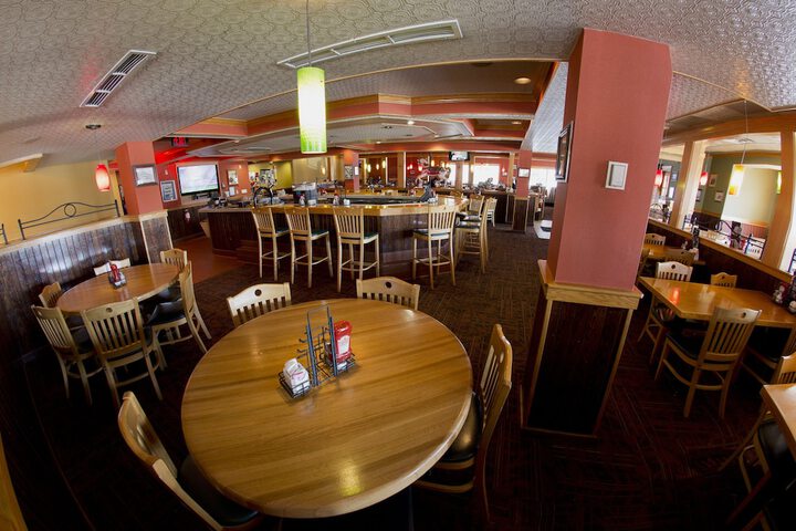 Dining 41 of 45