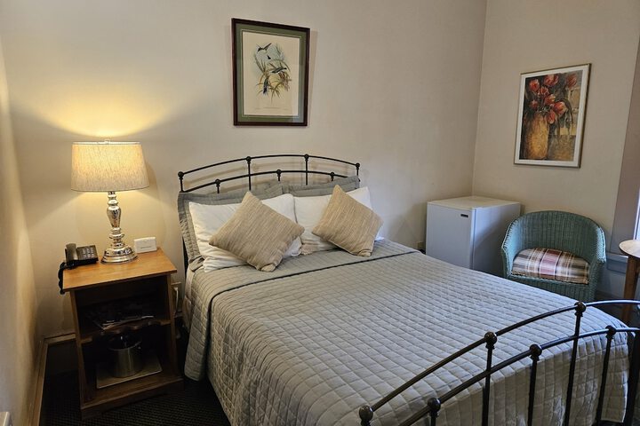 Room 60 of 95