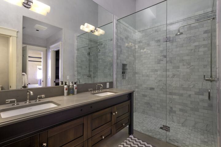 Element 52 Auberge Collection