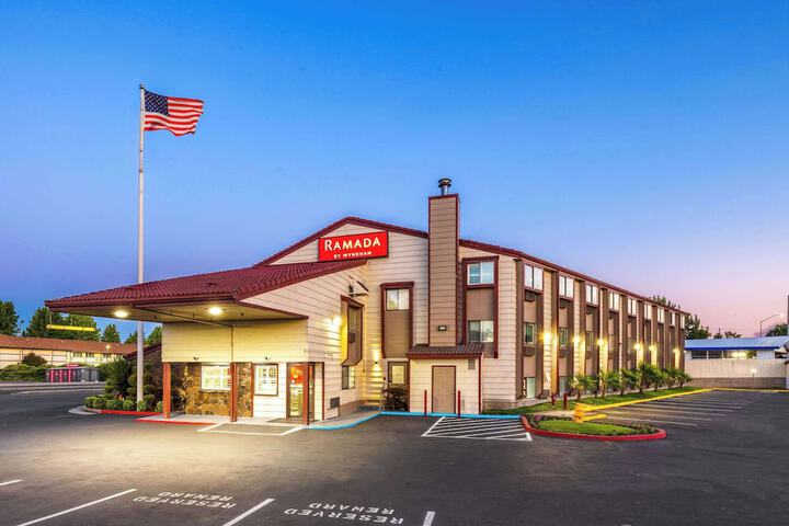 Hotel 3 of 41