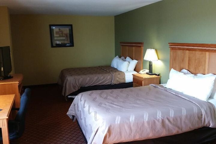 Room 18 of 25