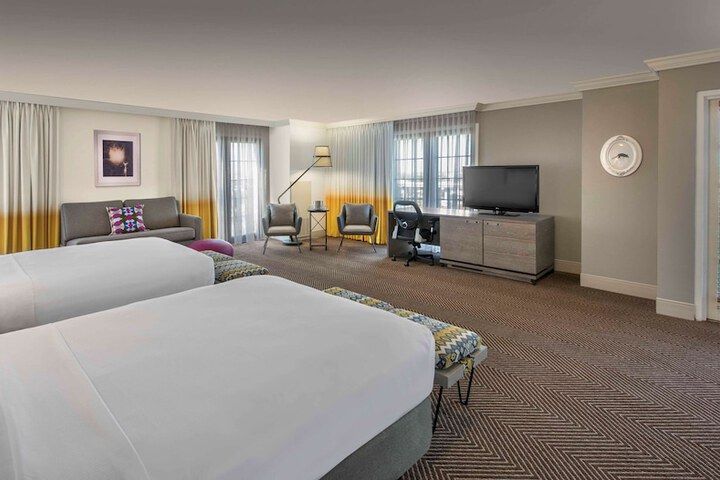 Room 16 of 49
