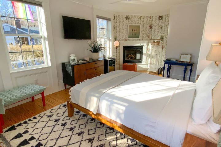 Room 45 of 68