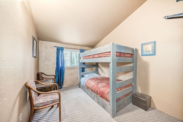 Room 78 of 153