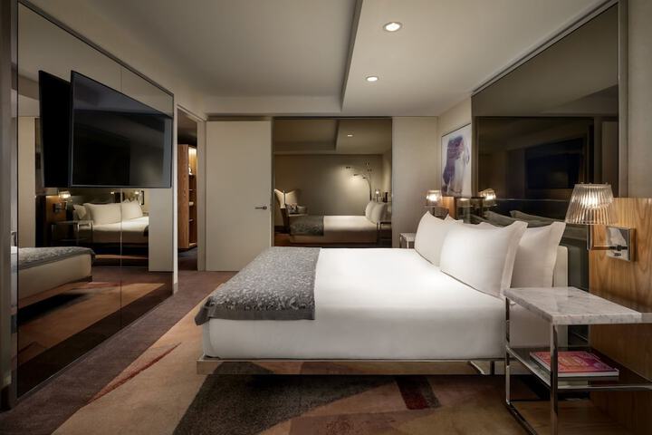 SLS Hotel a Luxury Collection Hotel, Beverly Hills