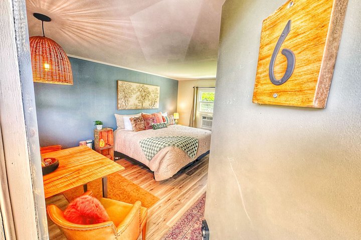 Brittany Motel