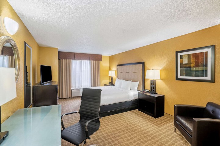 Room 21 of 55