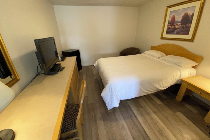 Room 61 of 93