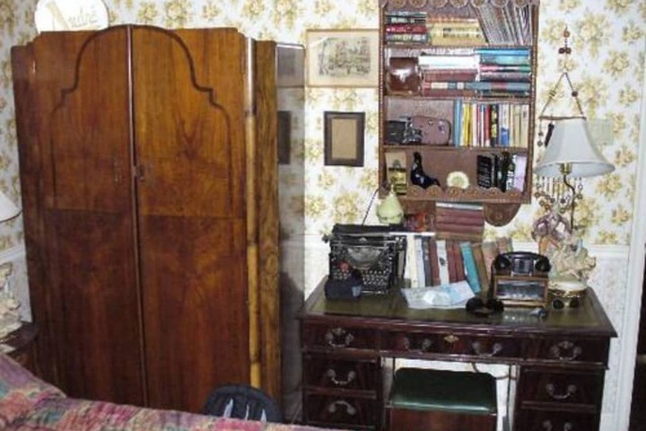 Room 22 of 44