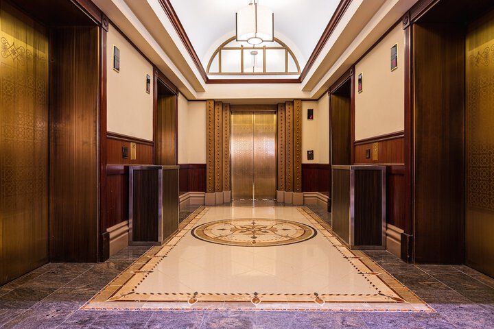Hotel 12 of 129