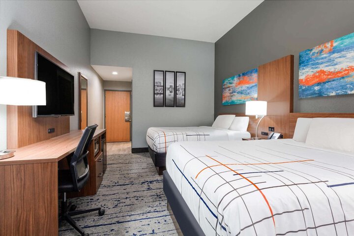Room 22 of 27