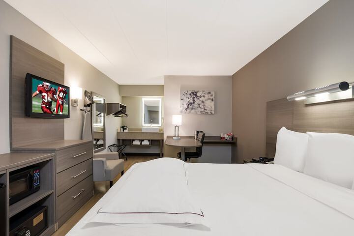 Room 13 of 29