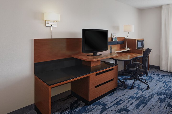 Room 16 of 21