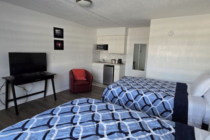 Merida Inn and Suites