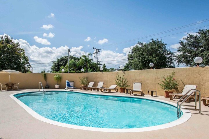 Pool 5 of 48