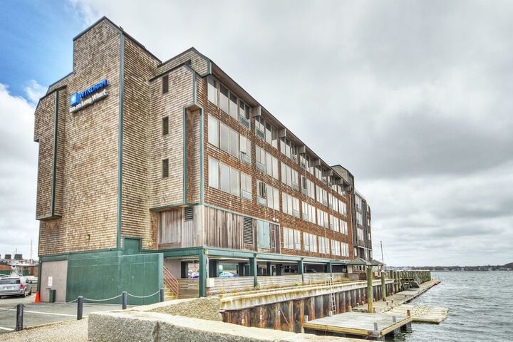 Hotel 9 of 52