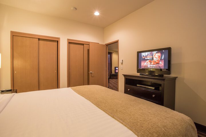Room 25 of 60