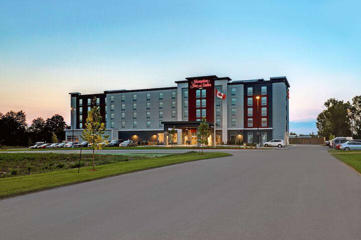 Hampton Inn & Suites by Hilton Belleville