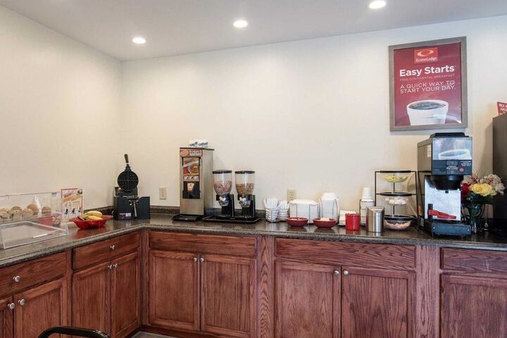 Breakfast/Coffee Service 53 of 55