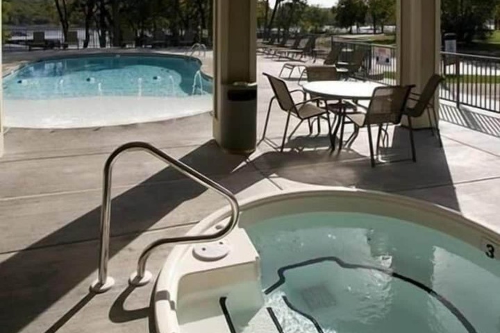Pool 2 of 32
