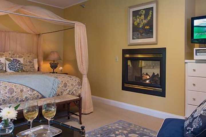 Stone Hill Inn